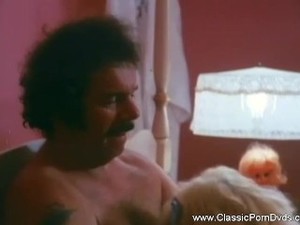 Vintage Sex With Horny MILF