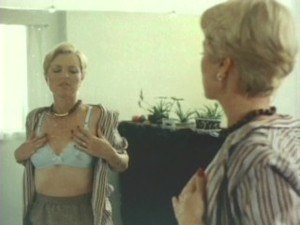 MILF Gets Off In The Shower