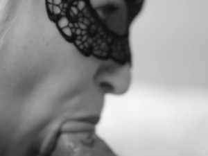 Vintage style MILF blowjob